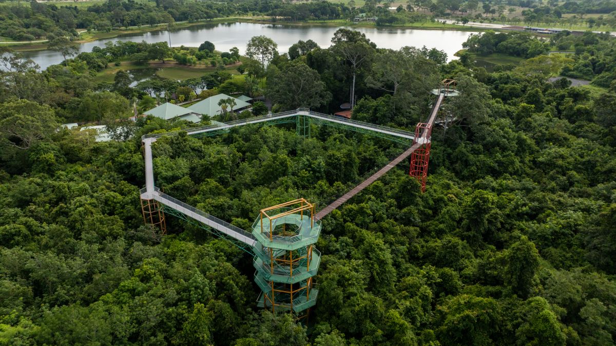 หอชมฟ้า Bota Sky Tower