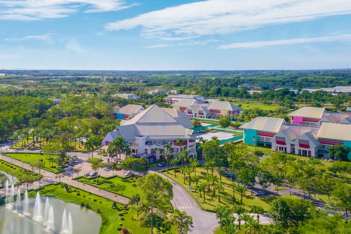 อาคารเรียนรวม