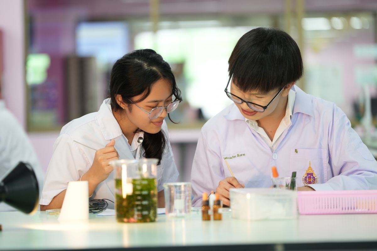 ปฏิบัติการจุลชีววิทยา