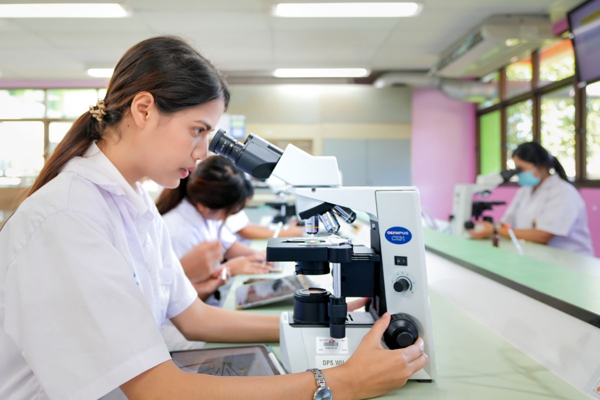 ปฏิบัติการจุลชีววิทยา